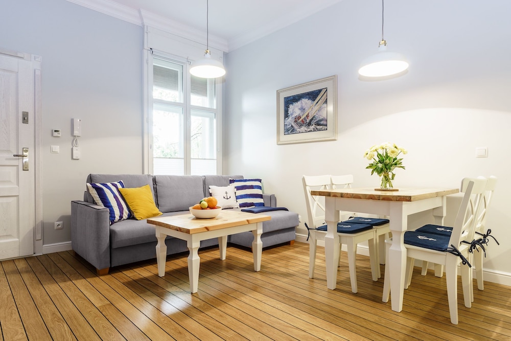 Sanhaus Apartments