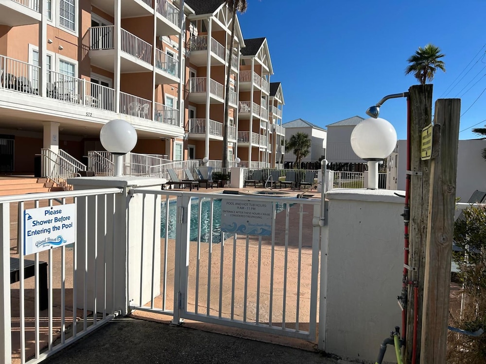 Grand Beach Resort 105