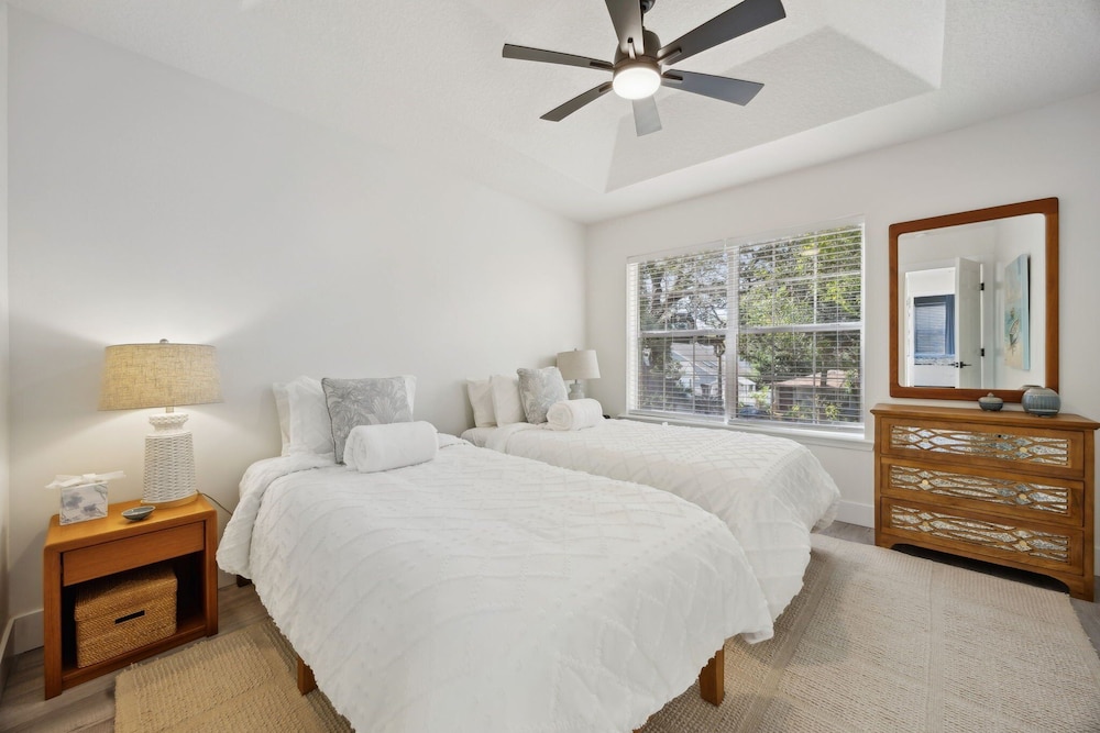 322 S. 5th Street Unit A 3 Bedroom Townhouse