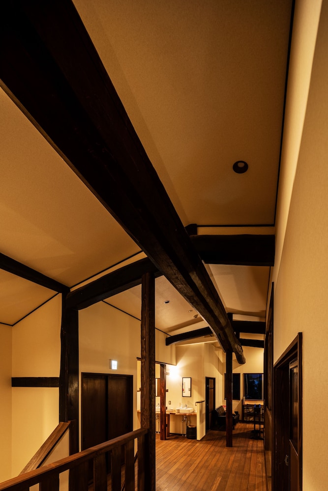Photo 47