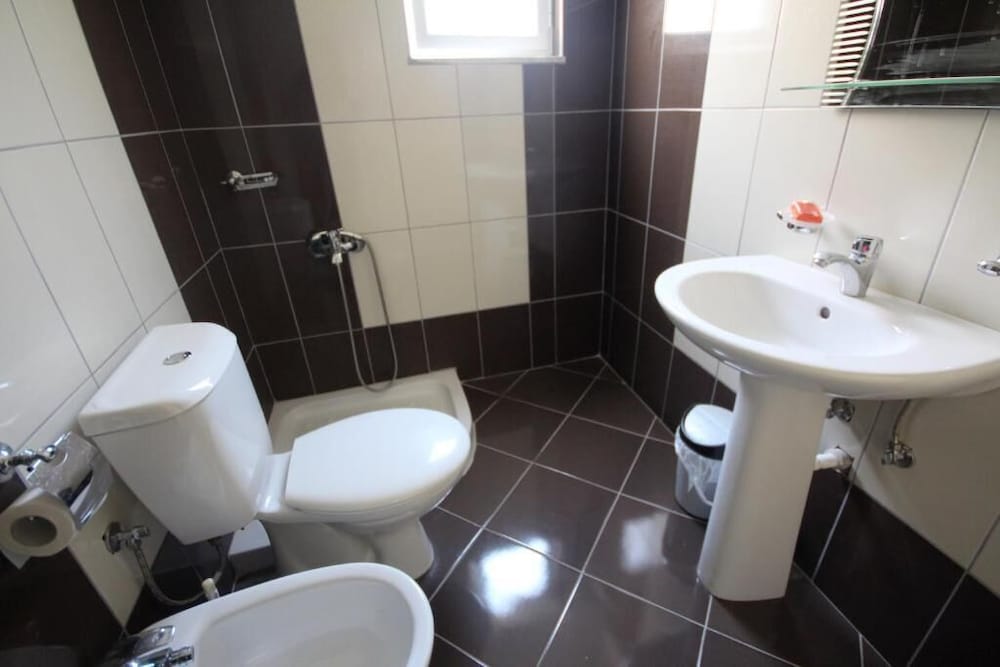 Ideal Holiday Apartments