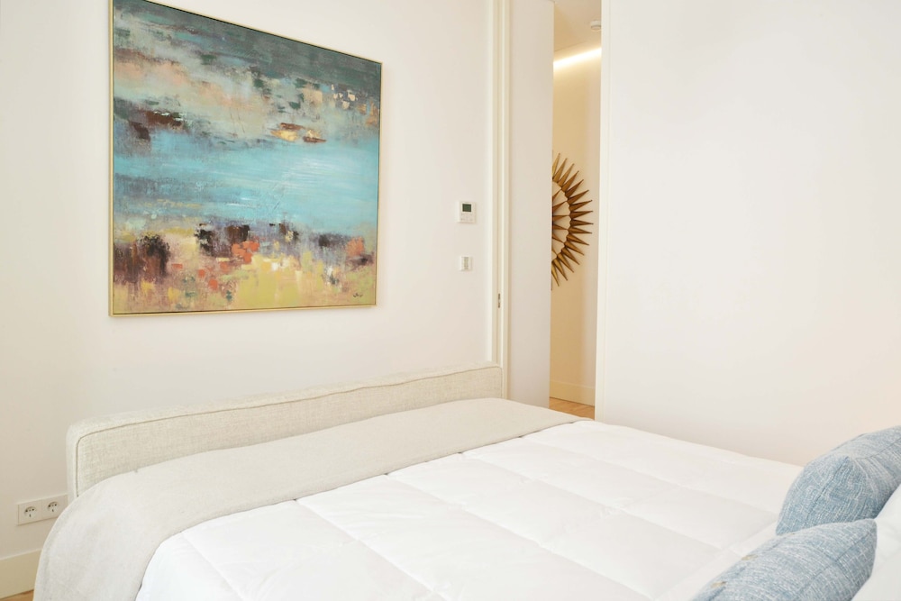 Trendy Chic Apartment view 2