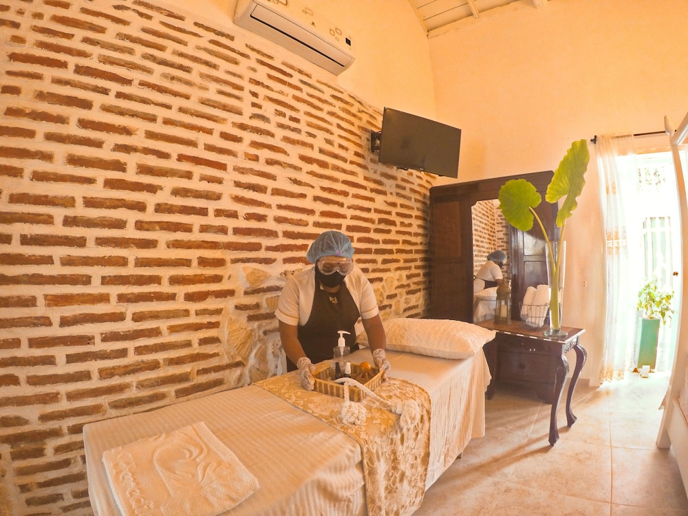 Hotel Boutique Casa Heredia