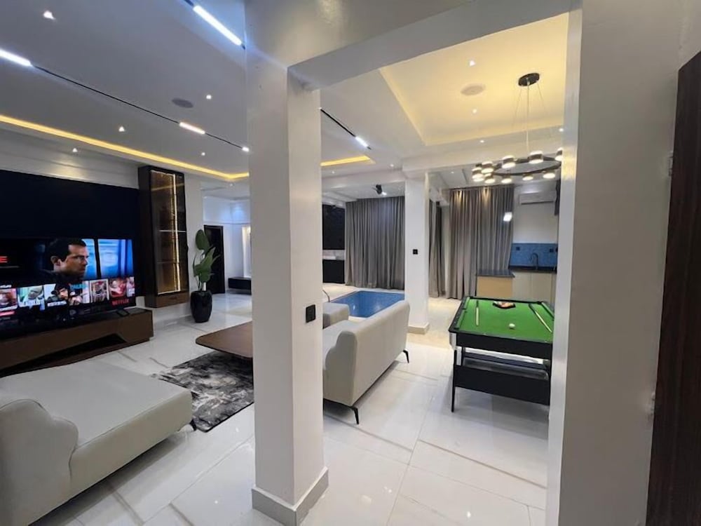 Madisonville Apartment