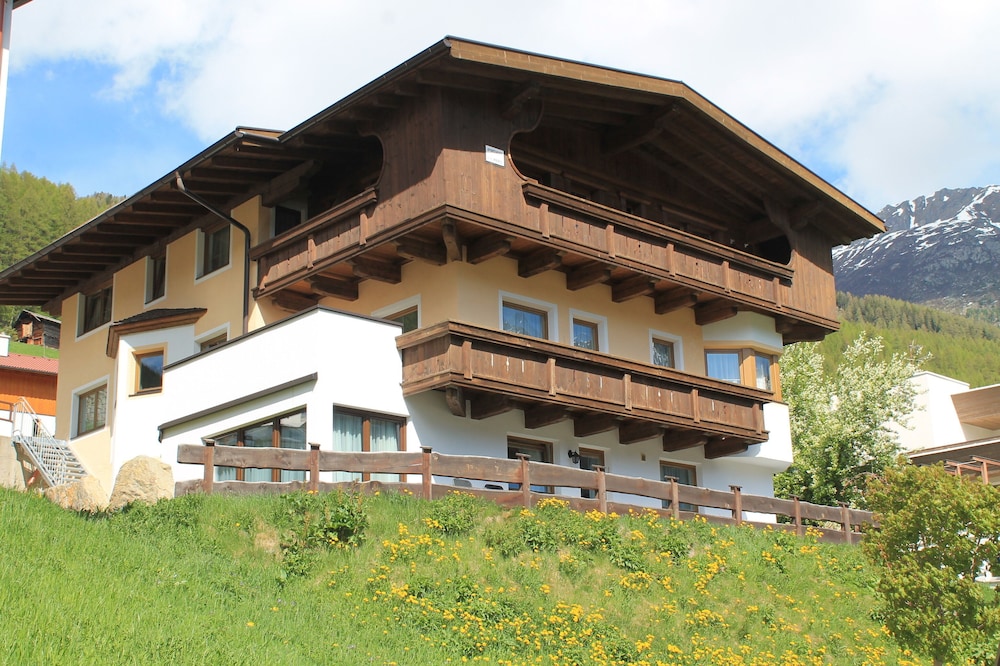 A CASA Juwel - Ski in & Out Appartements