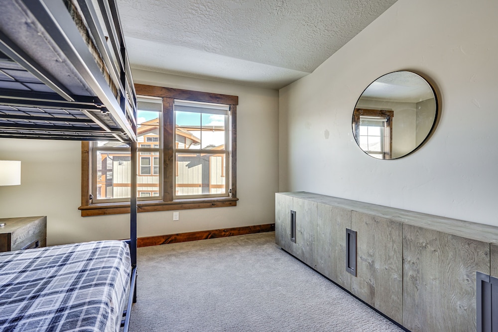 All-season Heber City Condo w/ Stunning Views! view 5