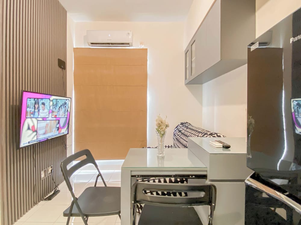Standard 2Br At Podomoro Golf View Apartment