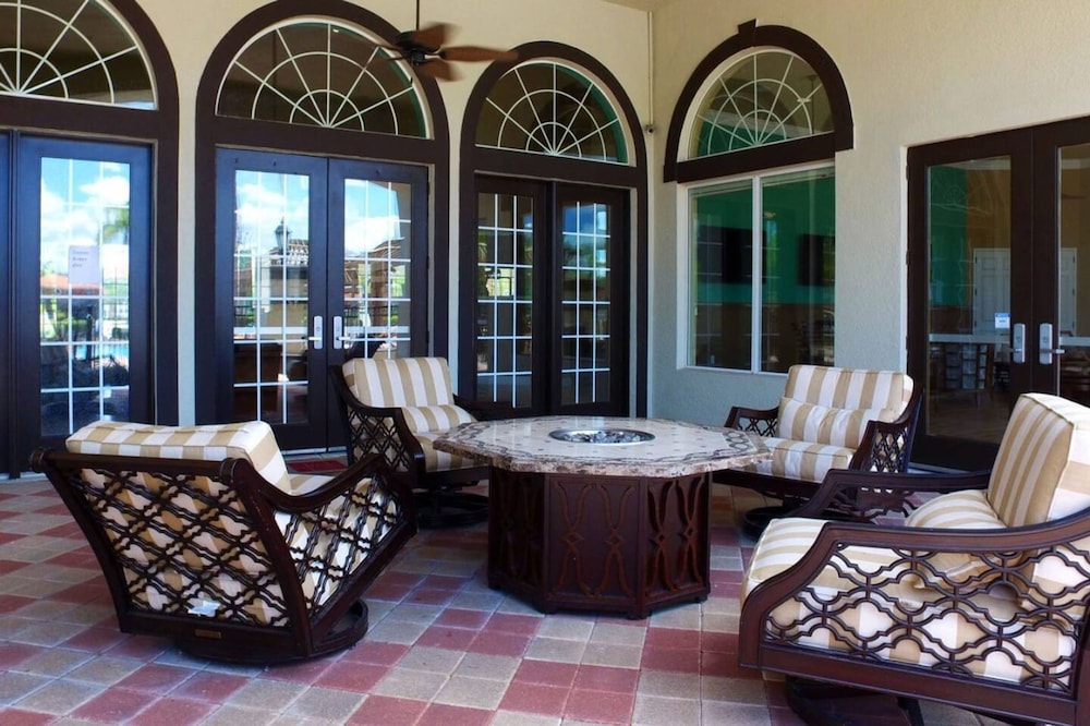 Charming Home Close to Disney view 2