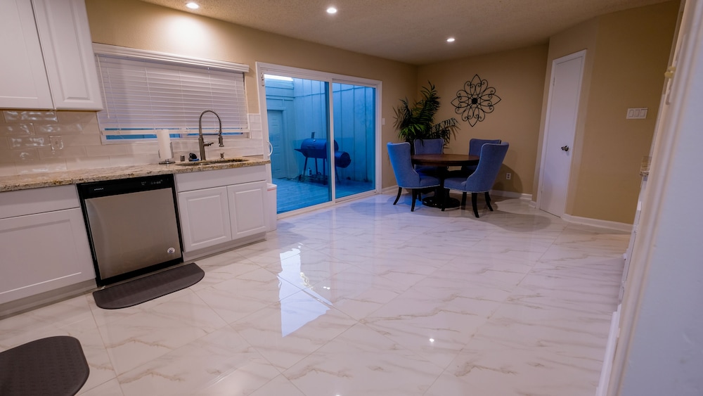 3Bdrm 2.5Bath 4Beds - Katy - Memorial - Image 4