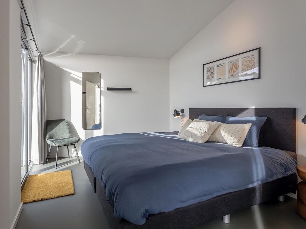 Modern Eco Home Near Beach view 2