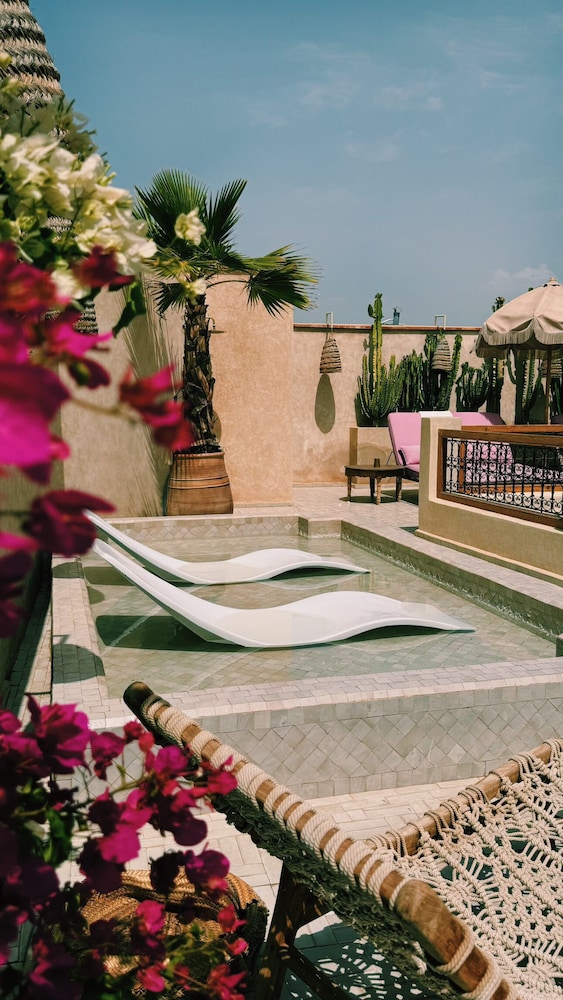 Riad LallaBaya