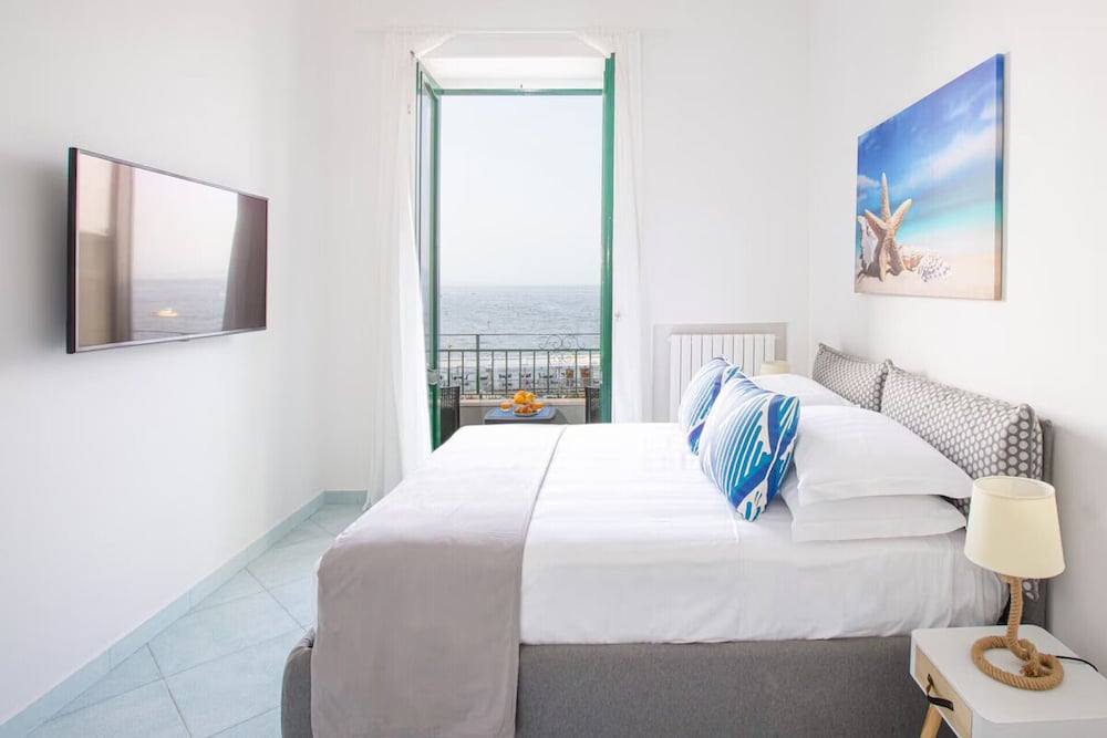 Seaview Home On The Beach & Amazing Views Terrace