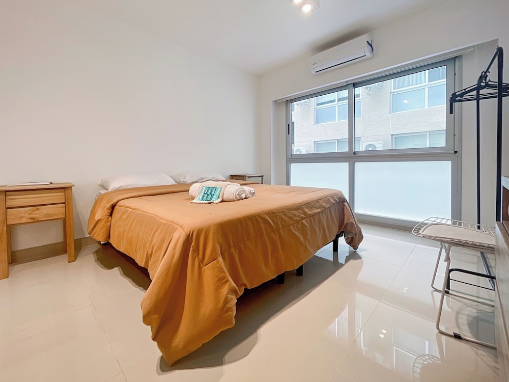 Ayres Suites Moreno