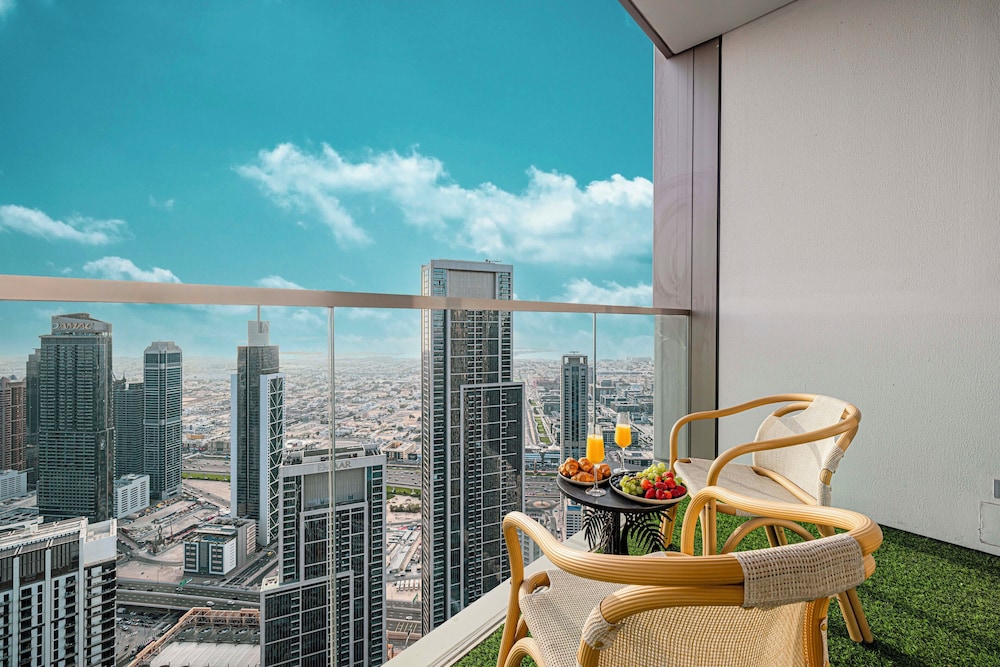 Grande Suites by Hostiva - Sea View