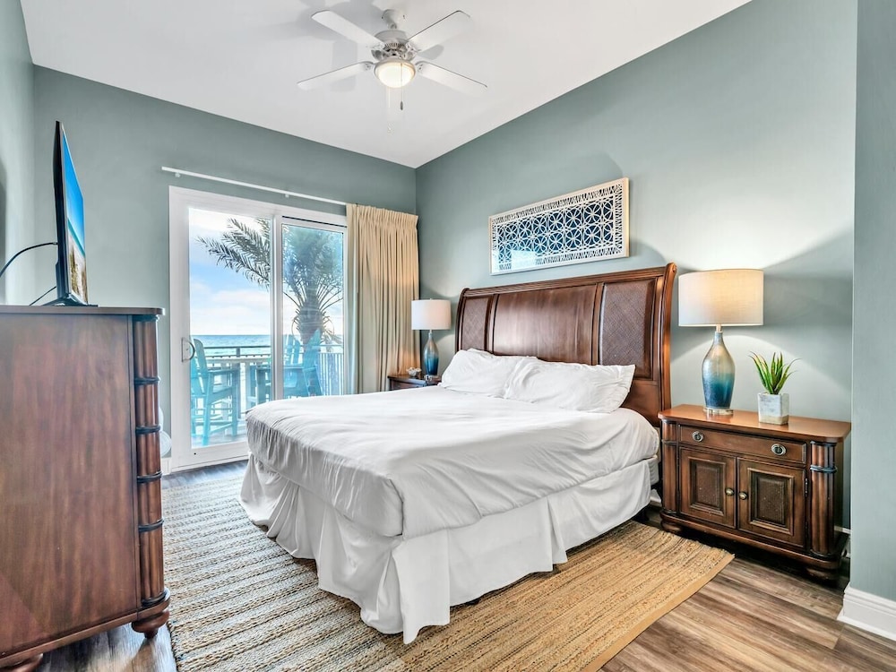 Sterling Breeze 205 view 2