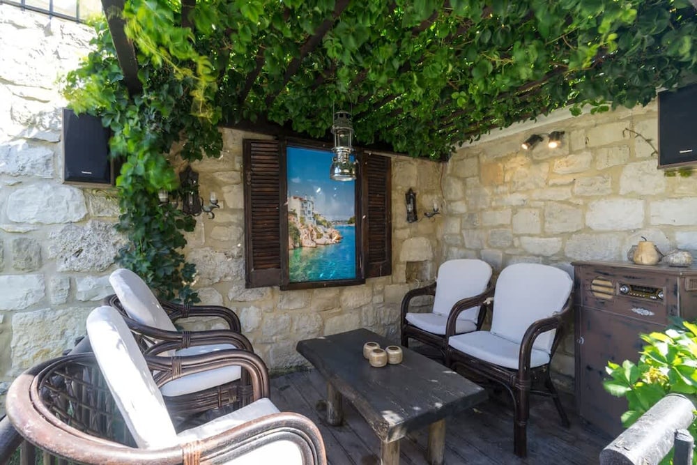 Heraklion Twins House - Private Pool Retreat