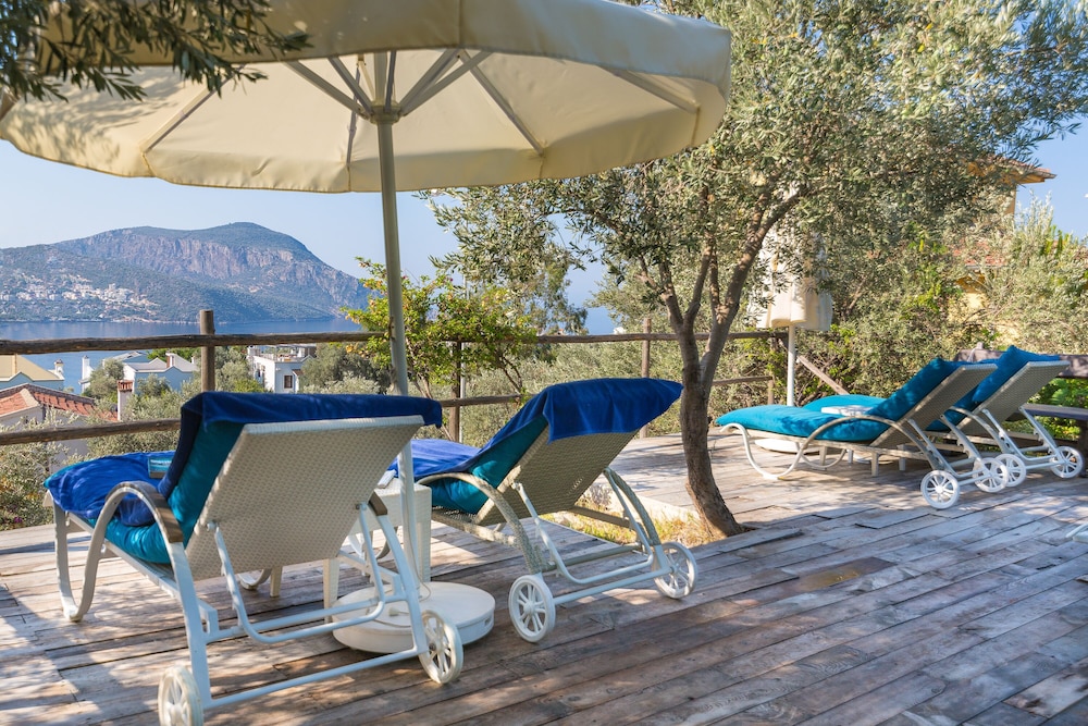 Kalkan Oasis Hotel - Adults Only