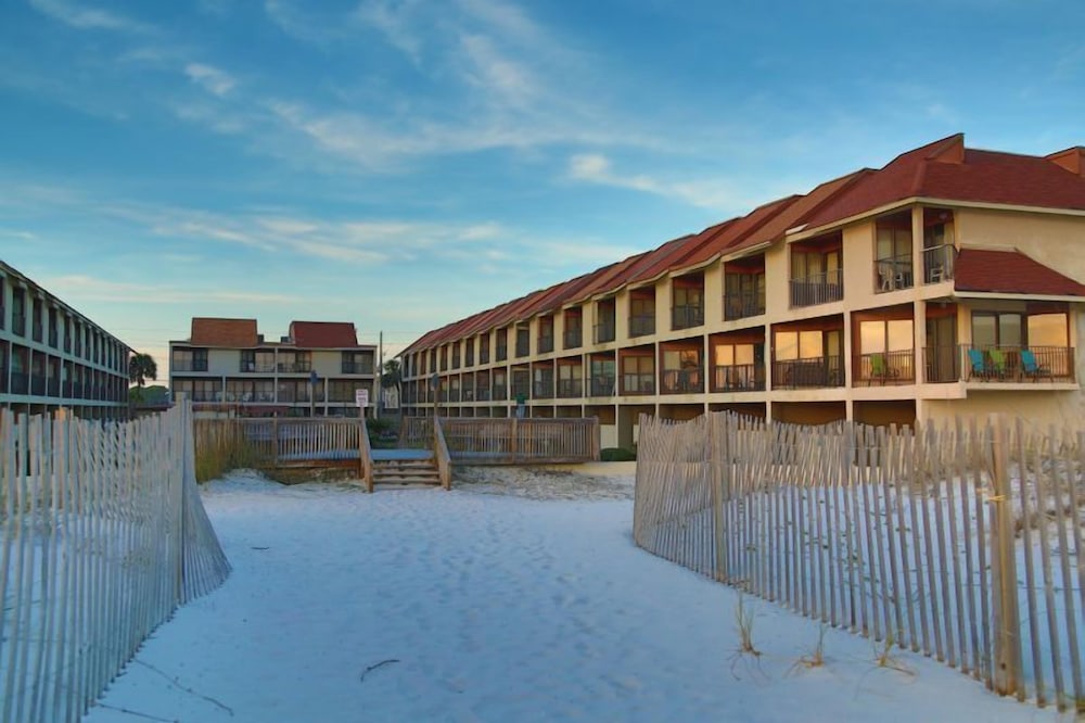 Gulfside Townhome 13 2 Bedroom Townhouse by RedAwning