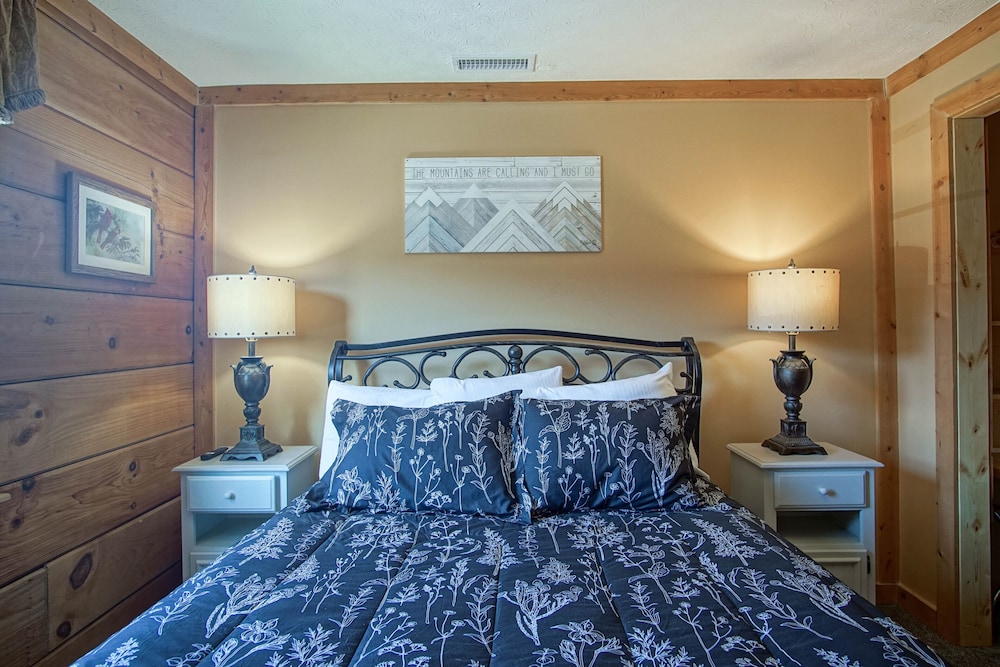 Loggers Run 11: 5 Bedrooms, 3.5 Baths