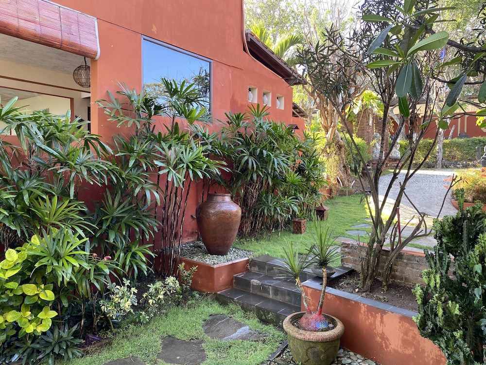Villa Anjing 2
