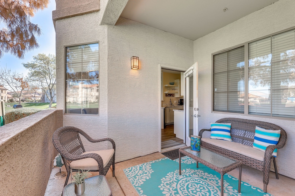 First-floor Condo w/ Pool Access in Mesa!