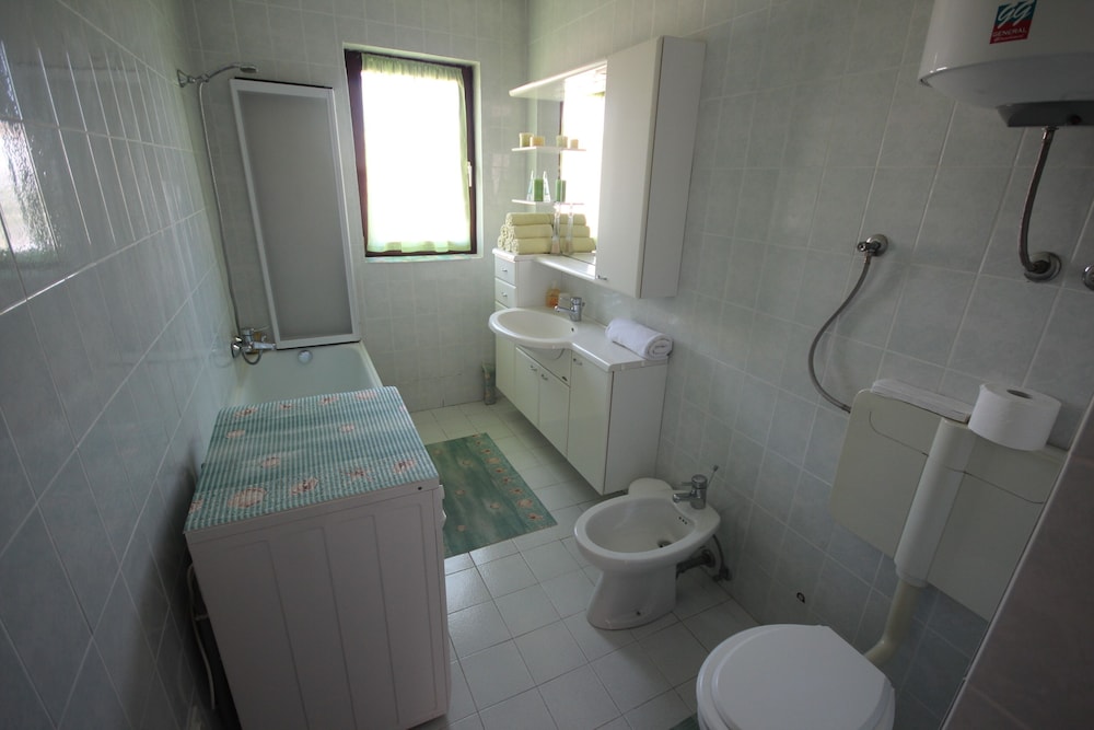 Comfortable Apartment for 5 Persons view 4