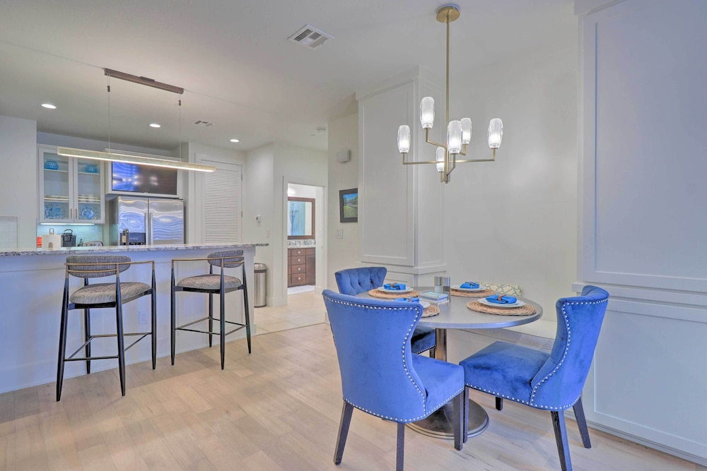 Lake LBJ Condo w/ Balcony Shared Boat Docks - Property Image 9