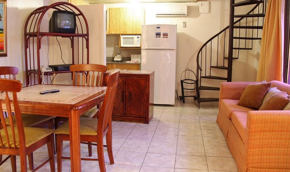 Aparta Hotel Turey