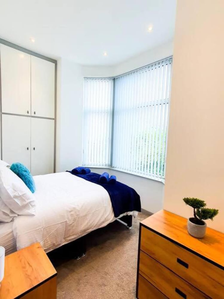 Beautiful 2-bed Apartment in Lancashire view 5