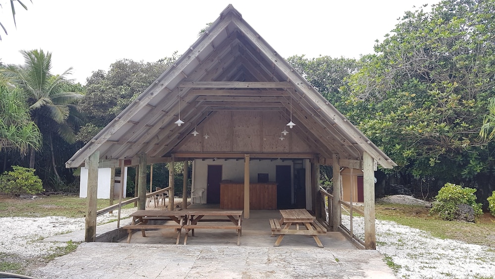 Ara Moana Bungalows