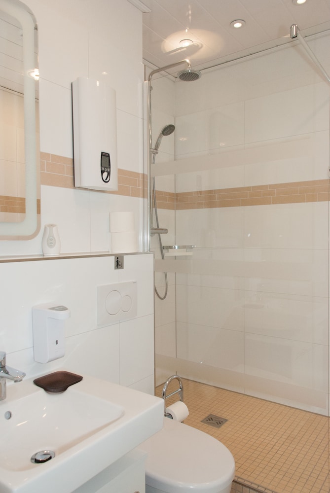 Apartments-Room Leverkusen City