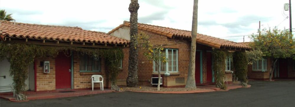 La Siesta Motel