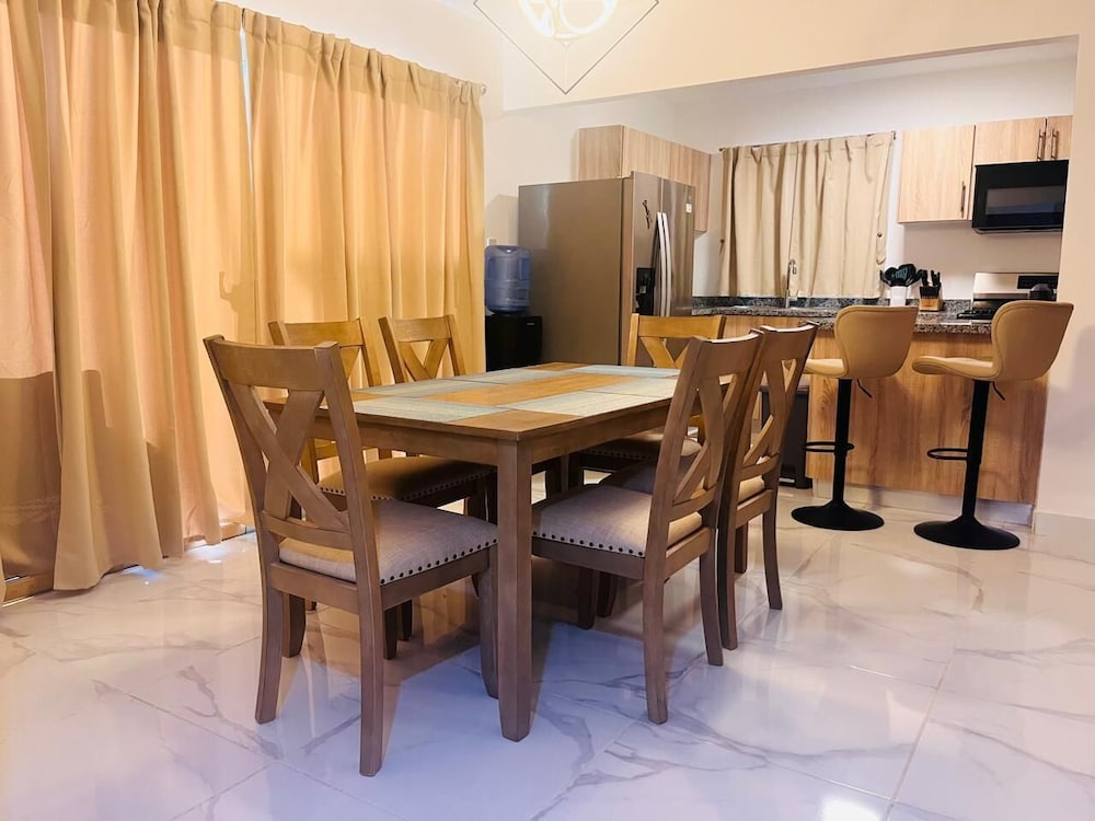 4BR 14 pax Twin Villa-Bbq & private pool