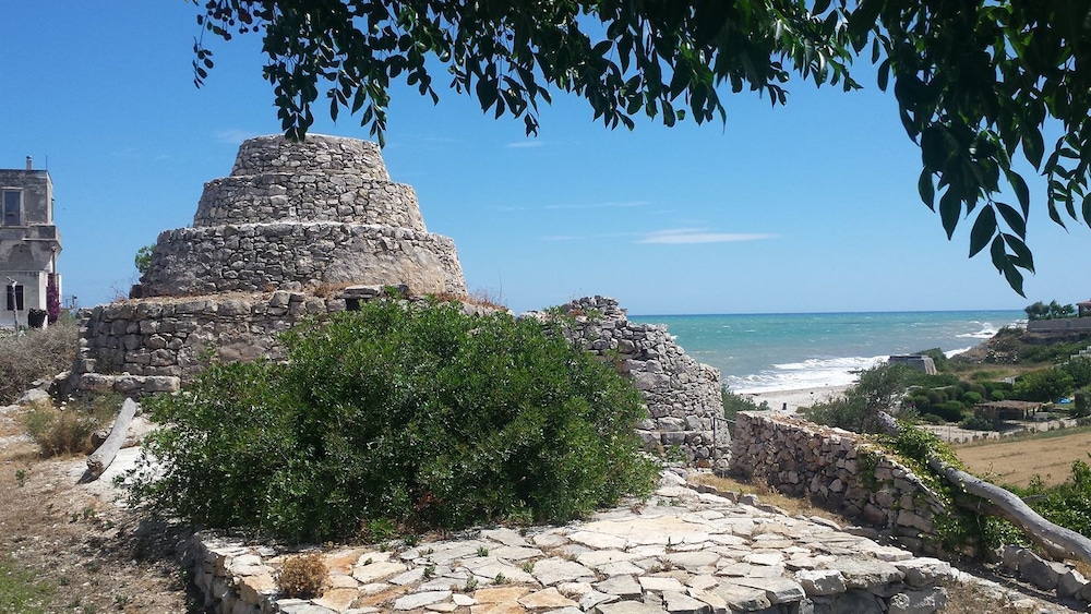 I Trulli Sul Mare photo 2