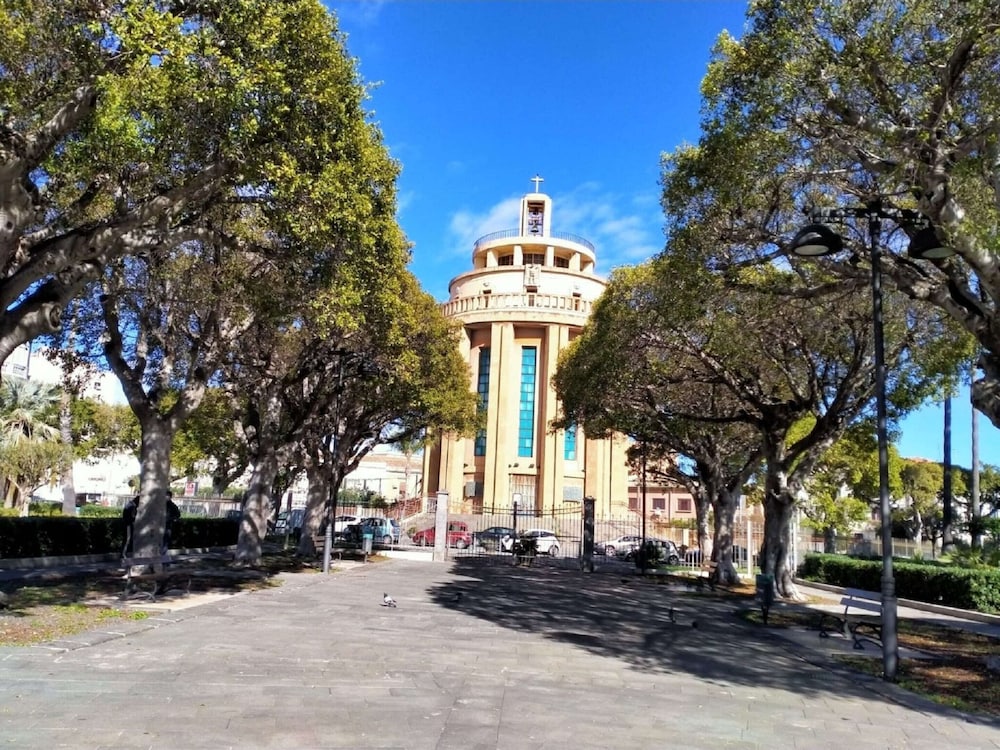 Cozy Apartment in Siracusa near Sea & City Center view 5