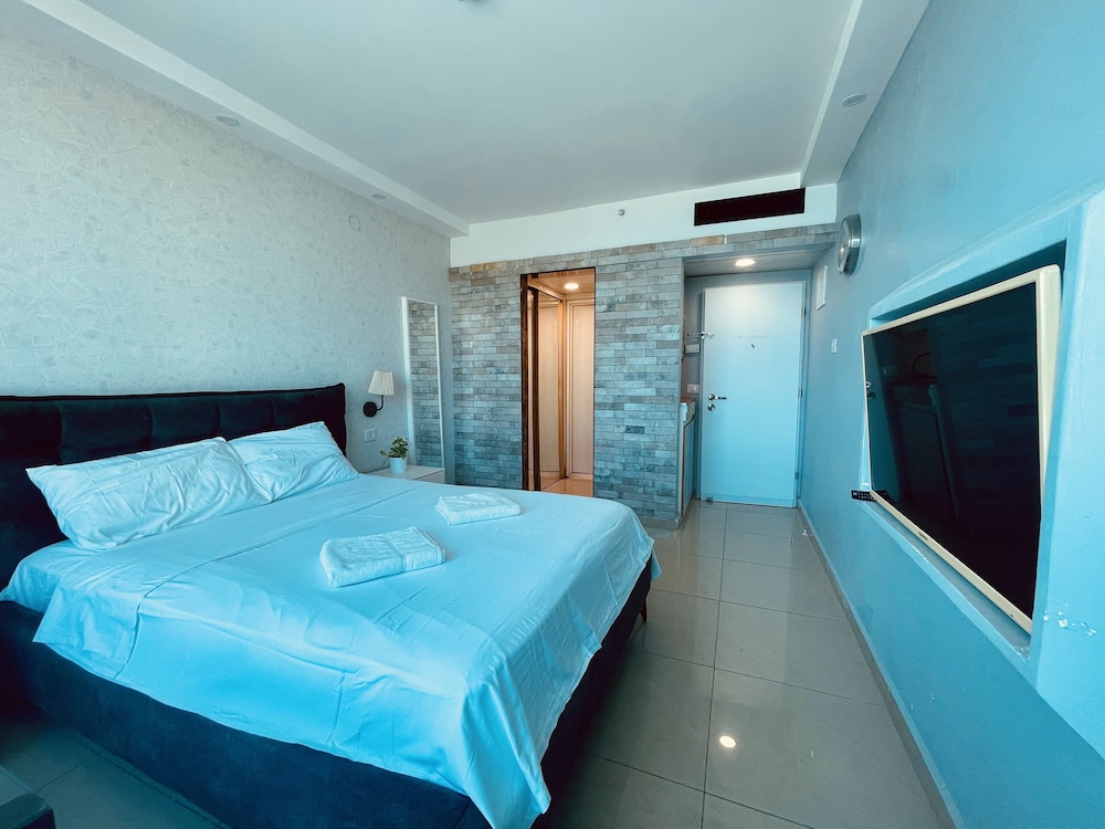 Carmel Holiday Apartments