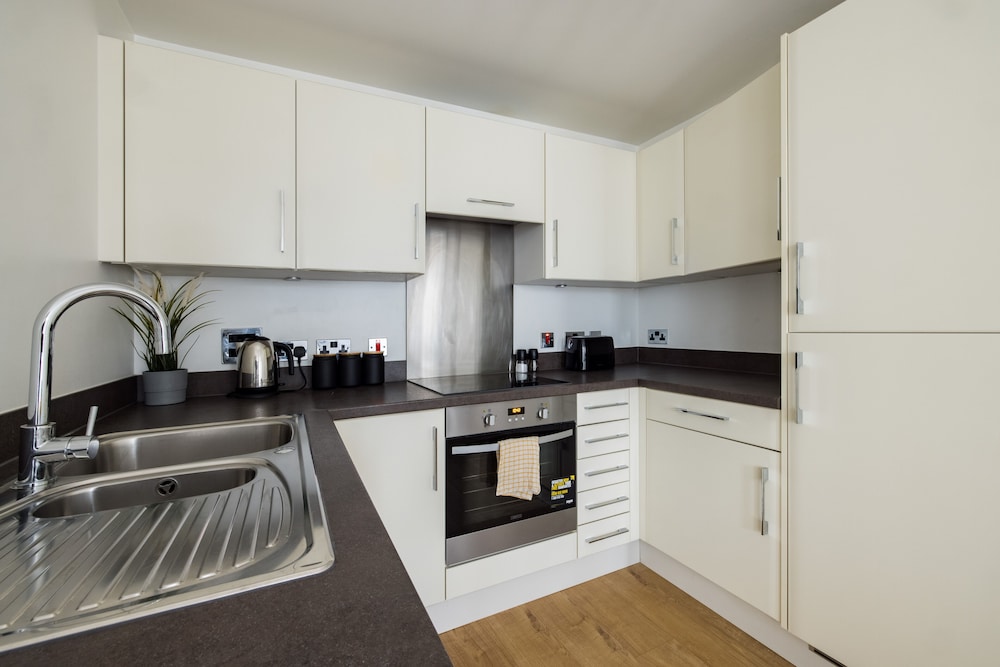 Spacious 2 Bed Flat in Hoxton