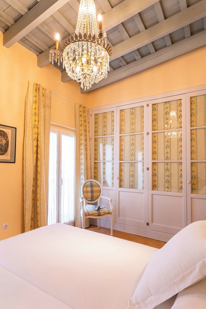 Amazing 4bd House With Terrace Near Cathedral Mateos Gago Terrace VI