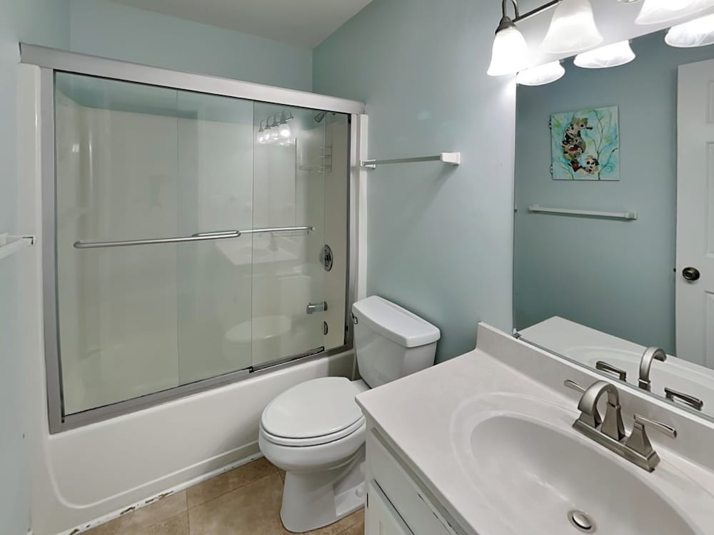 A Grande Green by Topsail Realty