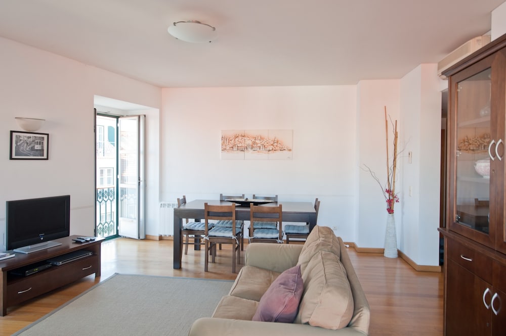 Chiado Apartments