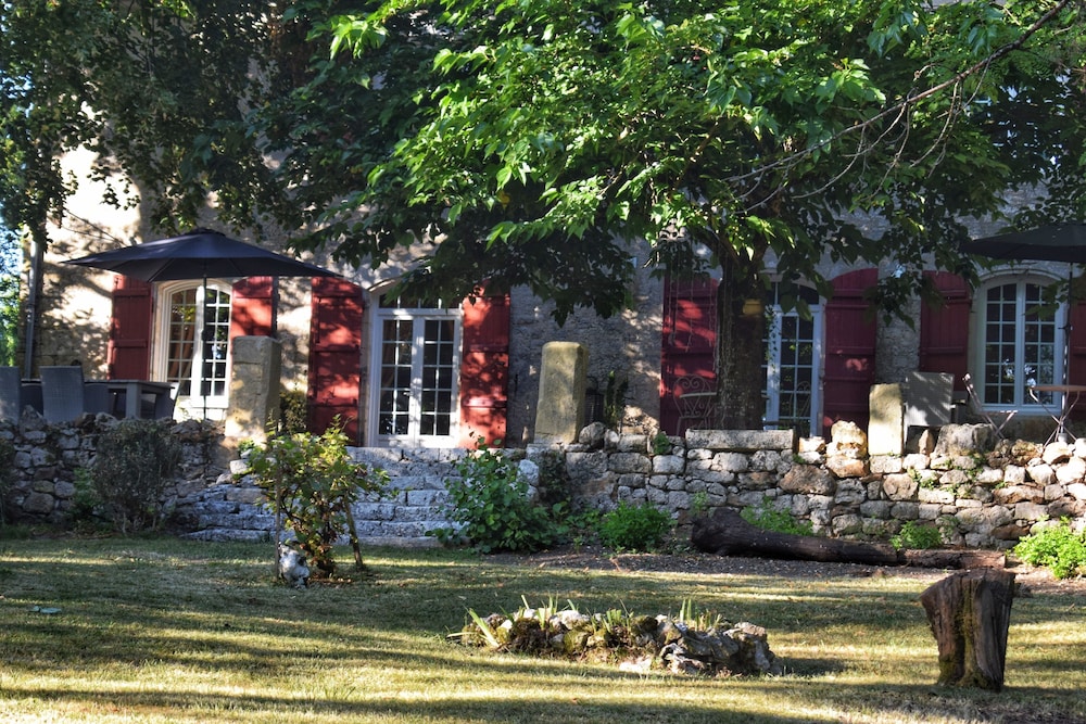 Elégance Périgourdine and SPA
