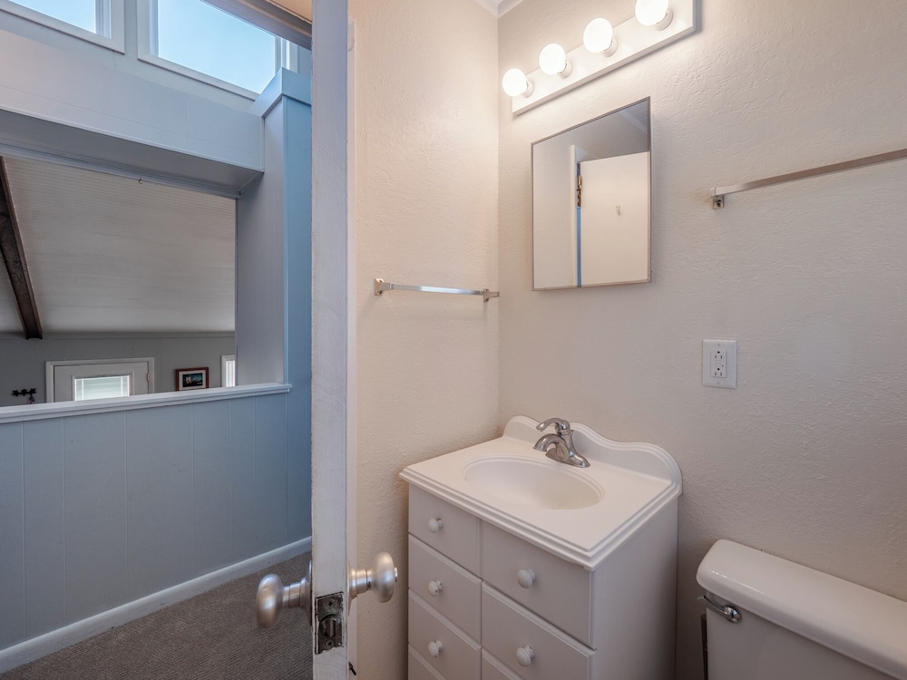 Blue Crab by Topsail Realty