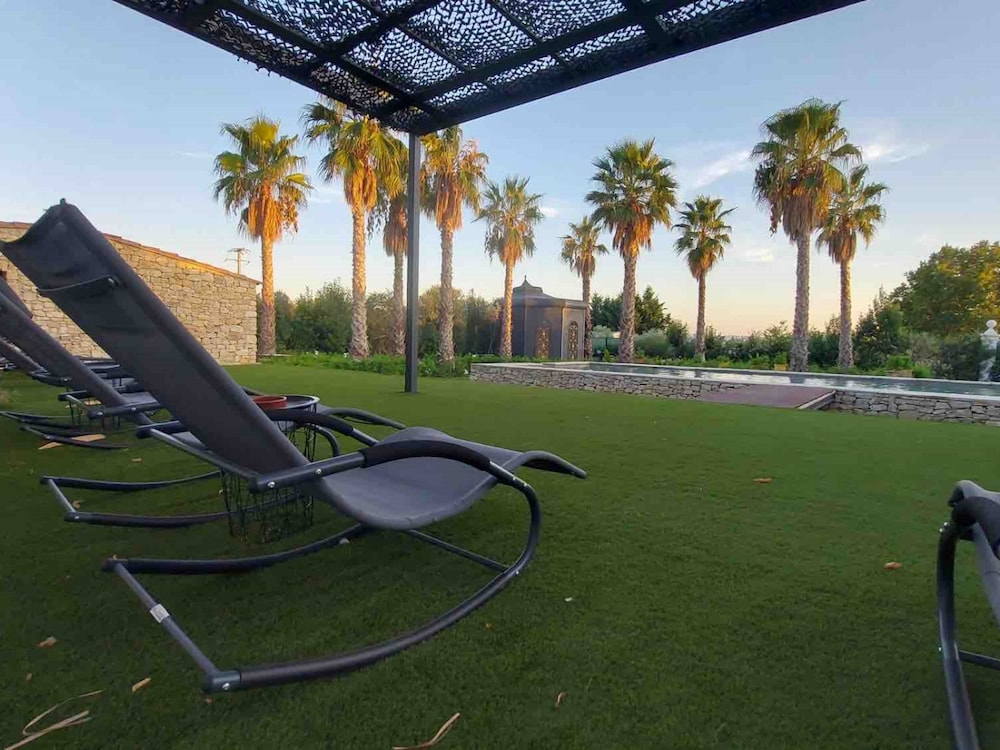 Chambre Luxe Piscine Jardin vue Palmeraie Cuisine