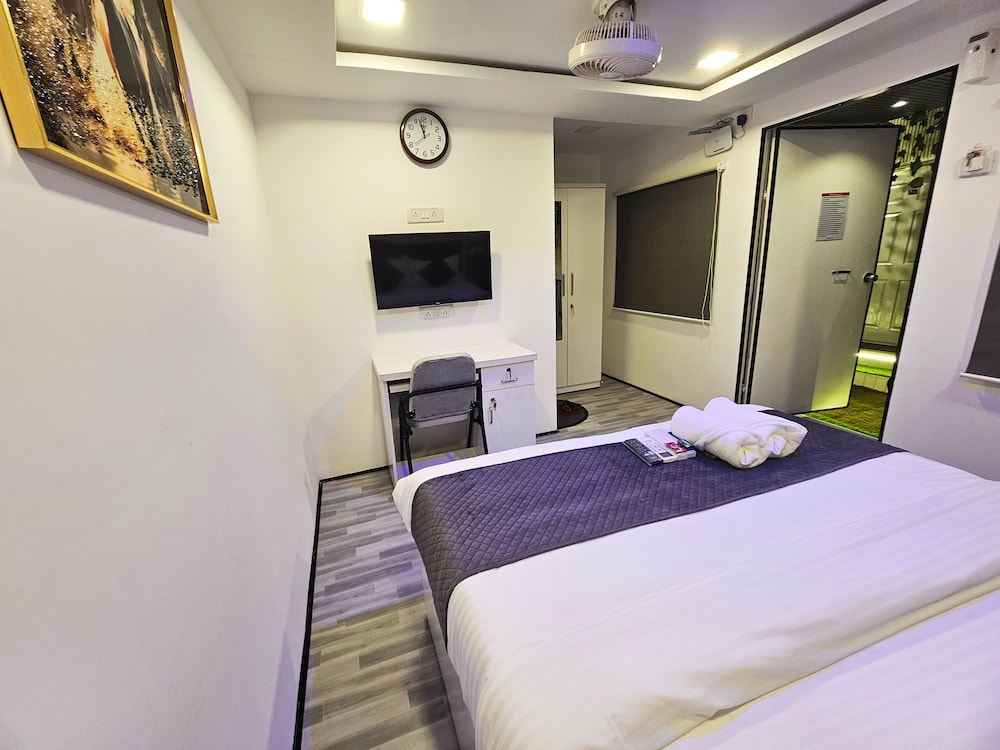Astha Home Shared Pool Rooms