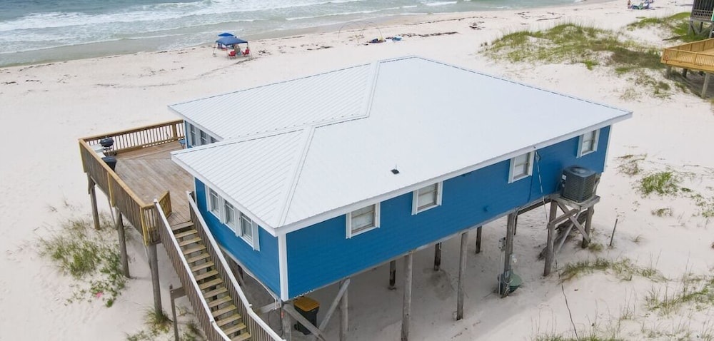 Legasea Beach House