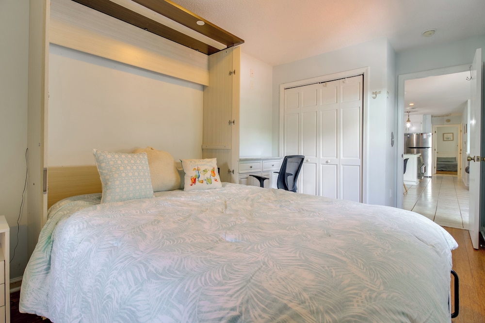 Walk to North Topsail Shores: Beach House w/ Gear!