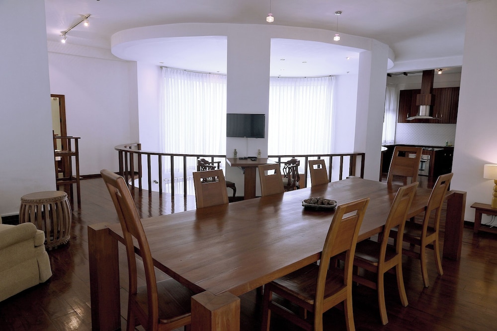 Colombo 7 Horton Residence