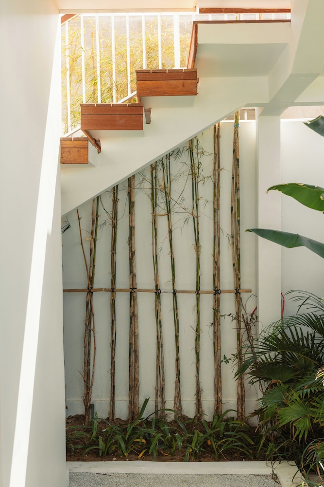 Treetop Villas
