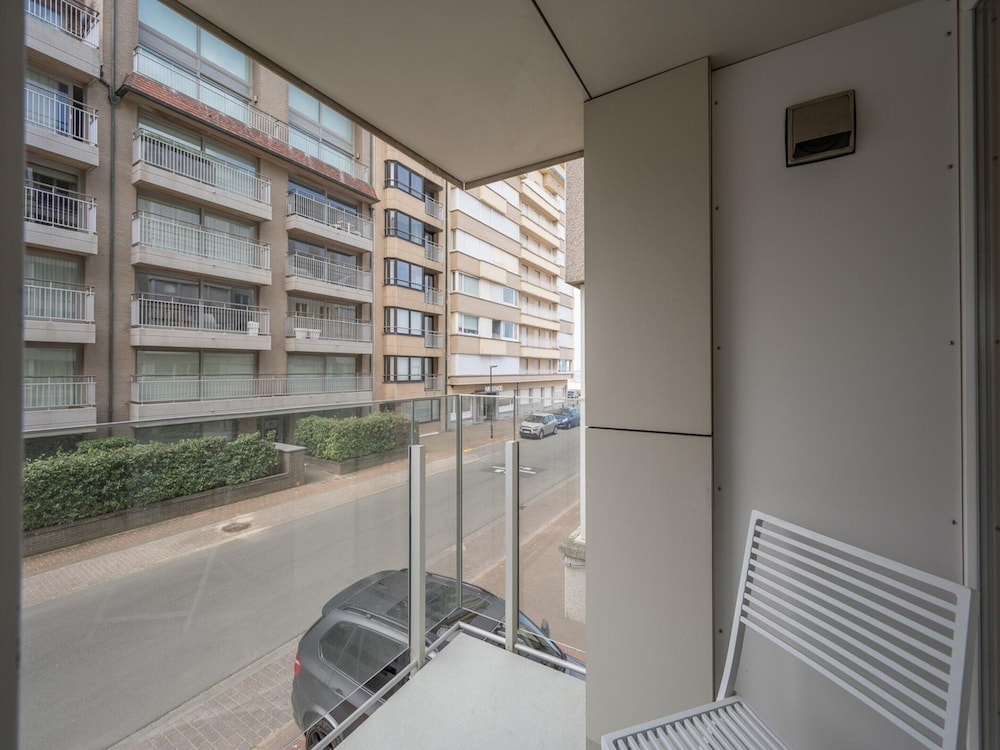 Apartment in Knokke Near Albert Beach