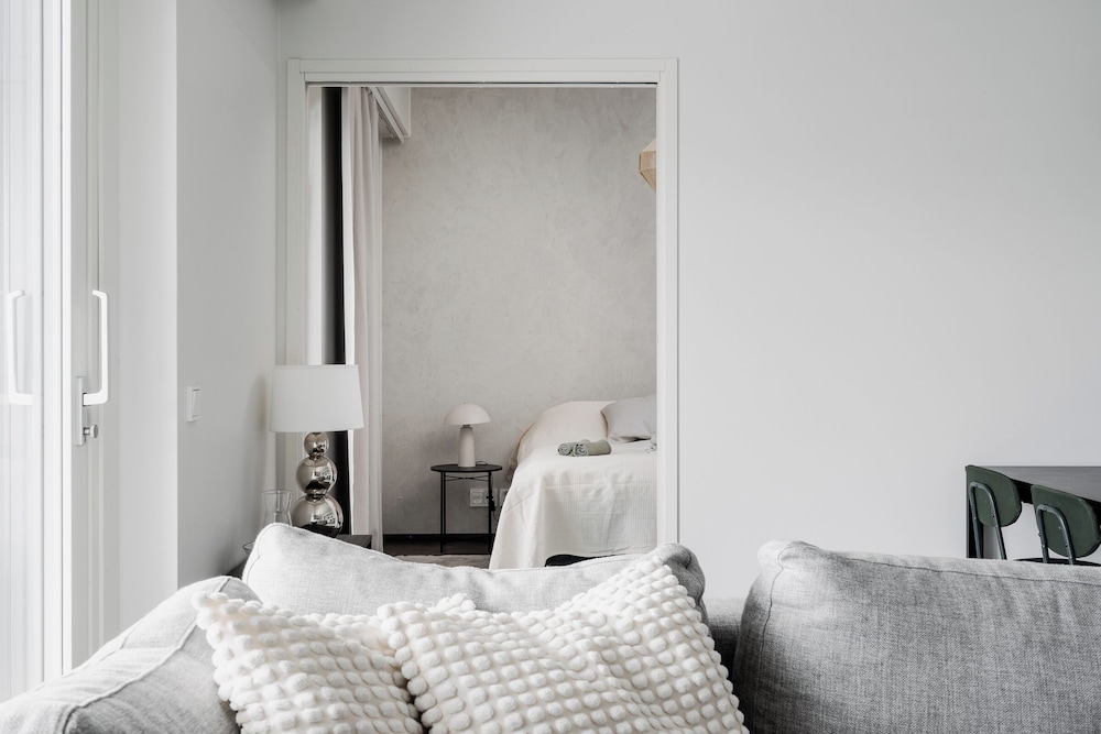 Modern 1BR Apartment with best location